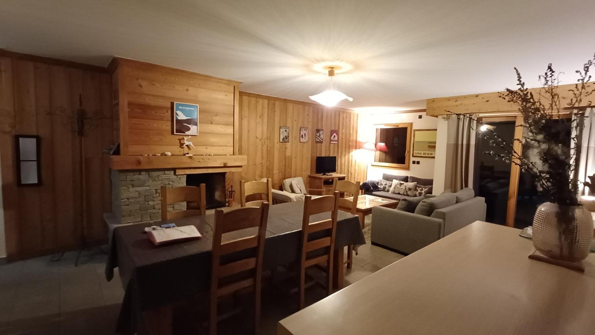 Appartements De La Chamoissiere Le Monetier-les-Bains Luaran gambar